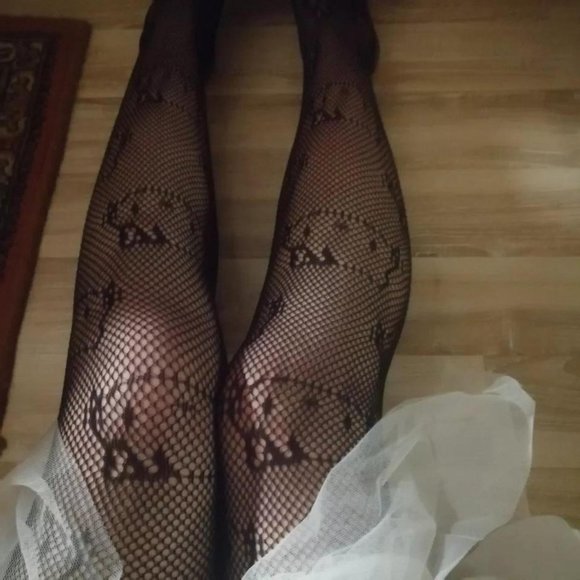 Hello kitty fishnet stockings - Picture 3 of 4
